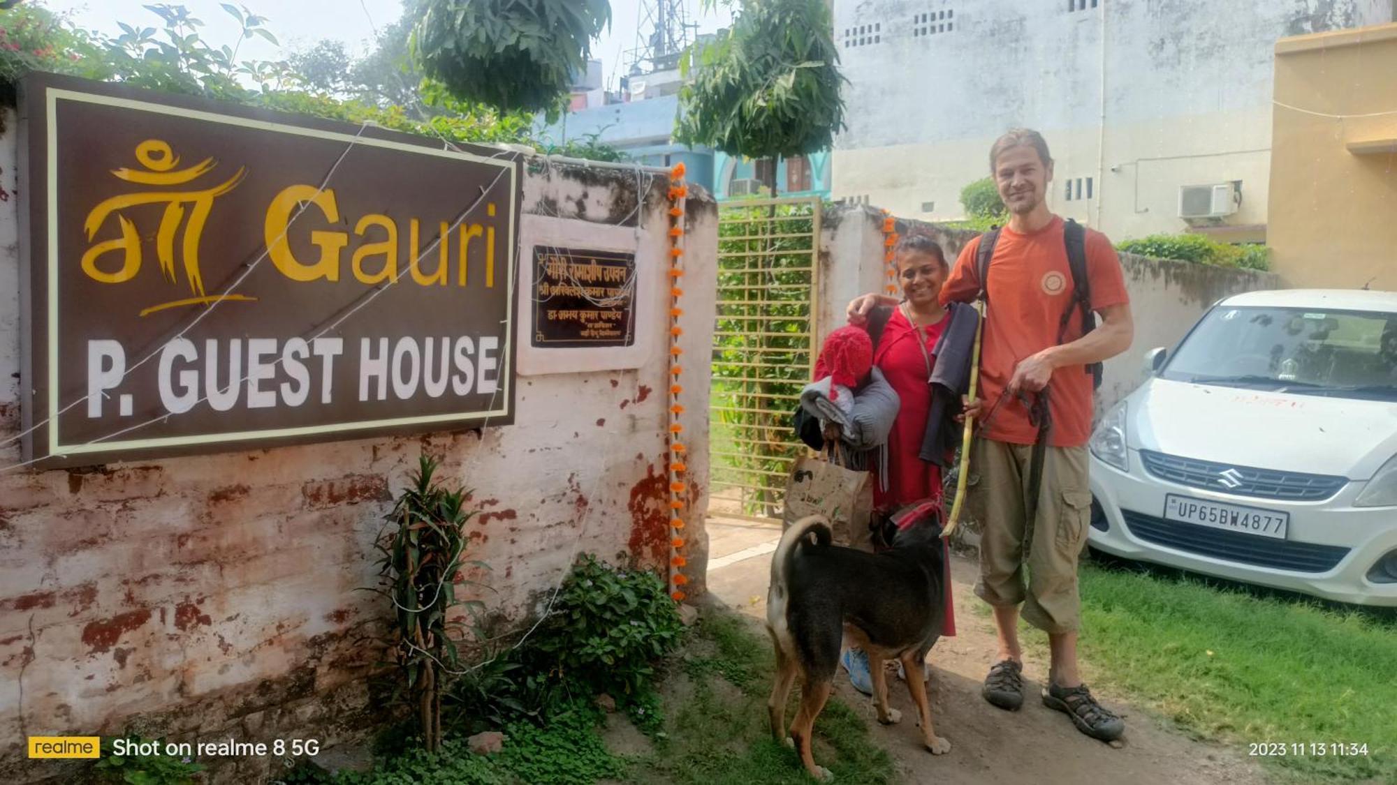 Maa Gauri Paying Guest House Варанаси Экстерьер фото
